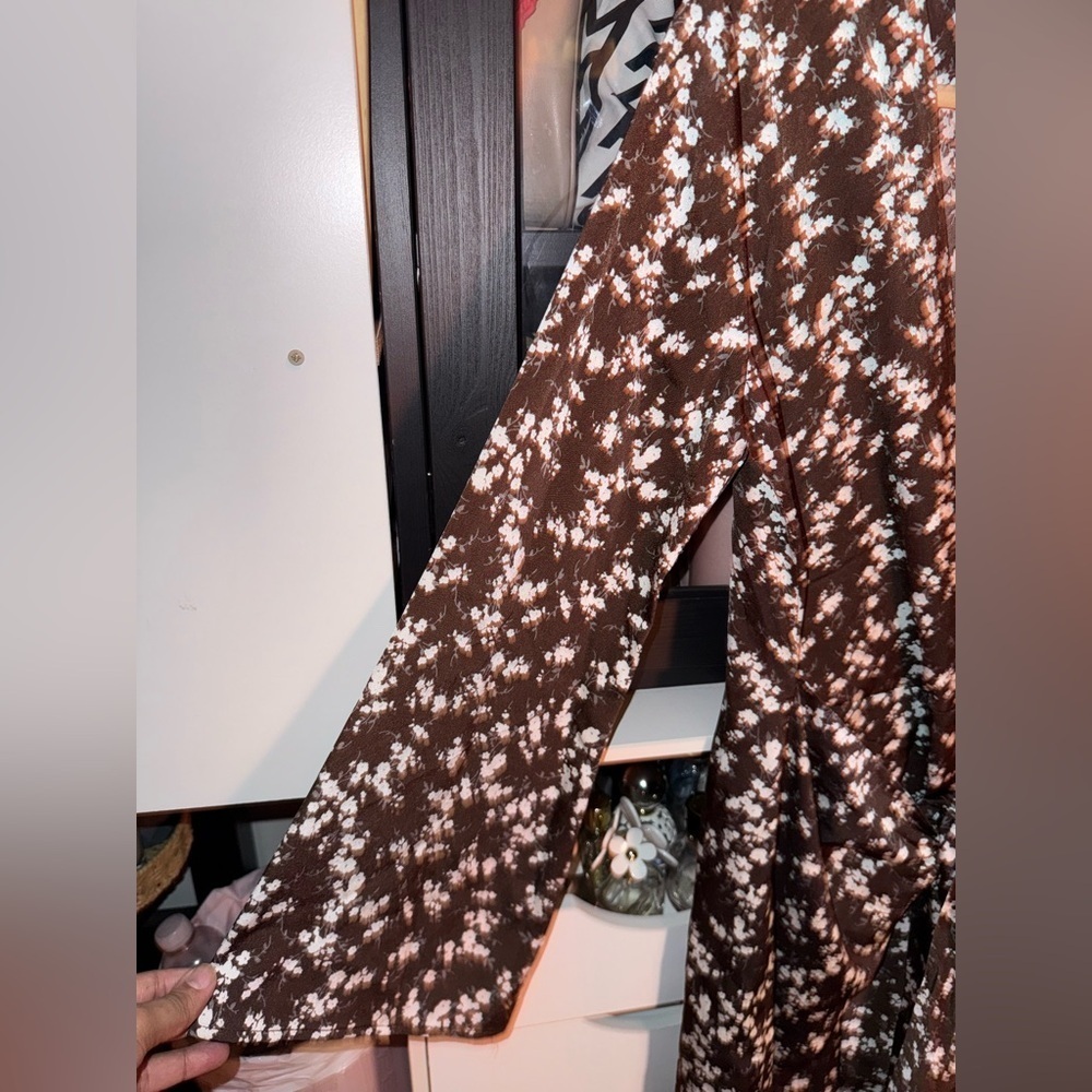 Wayf Long Sleeve Floral Dress - Brown and Cream - Picture 8 of 9